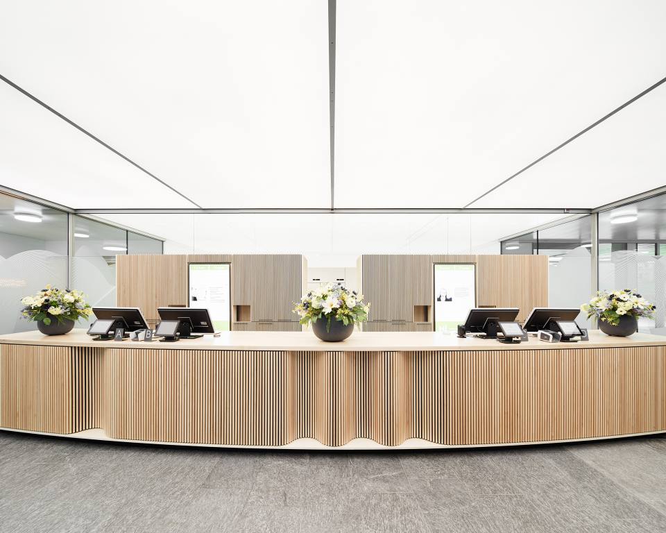 Apotheke Kantonsspittal St. Gallen firm Architektur und Bauherrenmanagement Österreich Schweiz
