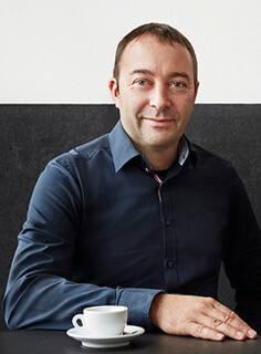 [{"clang_id":1,"value":"Christian Feldkircher, firm Architekten"}]